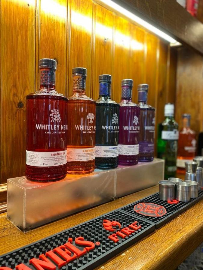 The Hare & Hounds Inn Foulridge Екстер'єр фото
